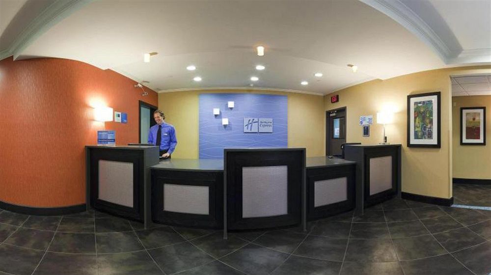 Holiday Inn Express Hotel & Suites North Kansas City By Ihg Exteriér fotografie