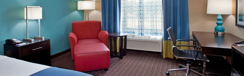 Holiday Inn Express Hotel & Suites North Kansas City By Ihg Exteriér fotografie