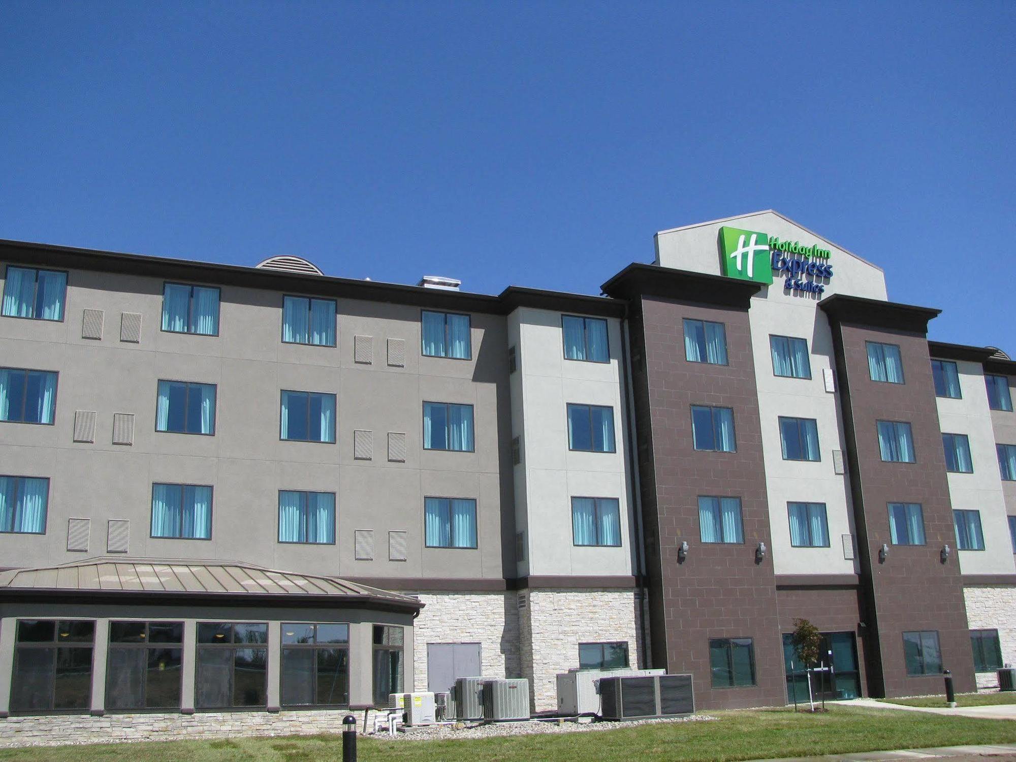 Holiday Inn Express Hotel & Suites North Kansas City By Ihg Exteriér fotografie