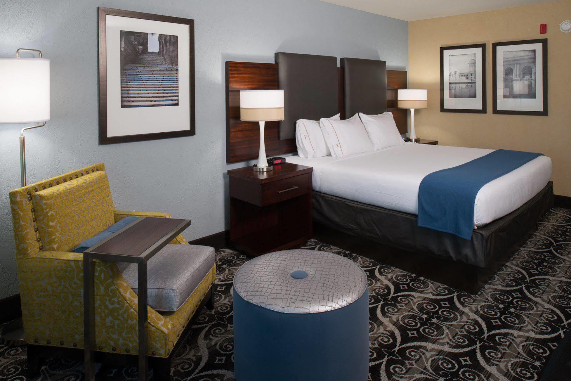 Holiday Inn Express Hotel & Suites North Kansas City By Ihg Exteriér fotografie
