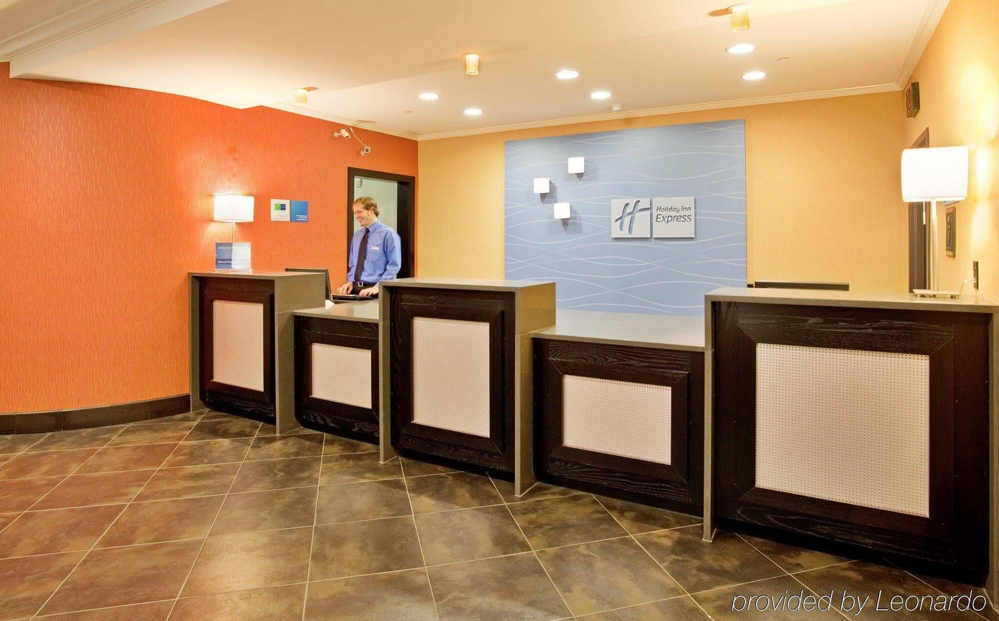 Holiday Inn Express Hotel & Suites North Kansas City By Ihg Exteriér fotografie