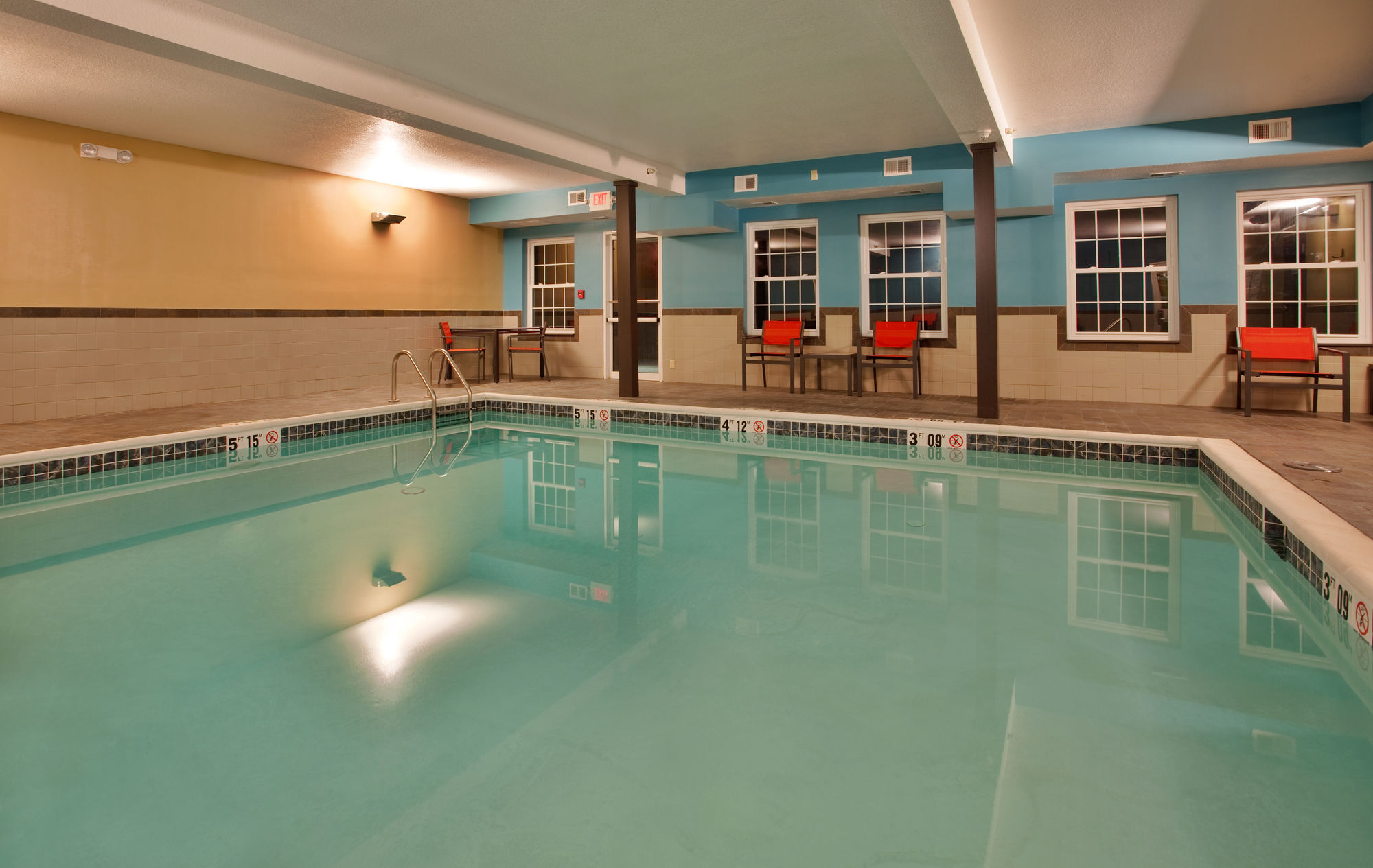 Holiday Inn Express Hotel & Suites North Kansas City By Ihg Exteriér fotografie