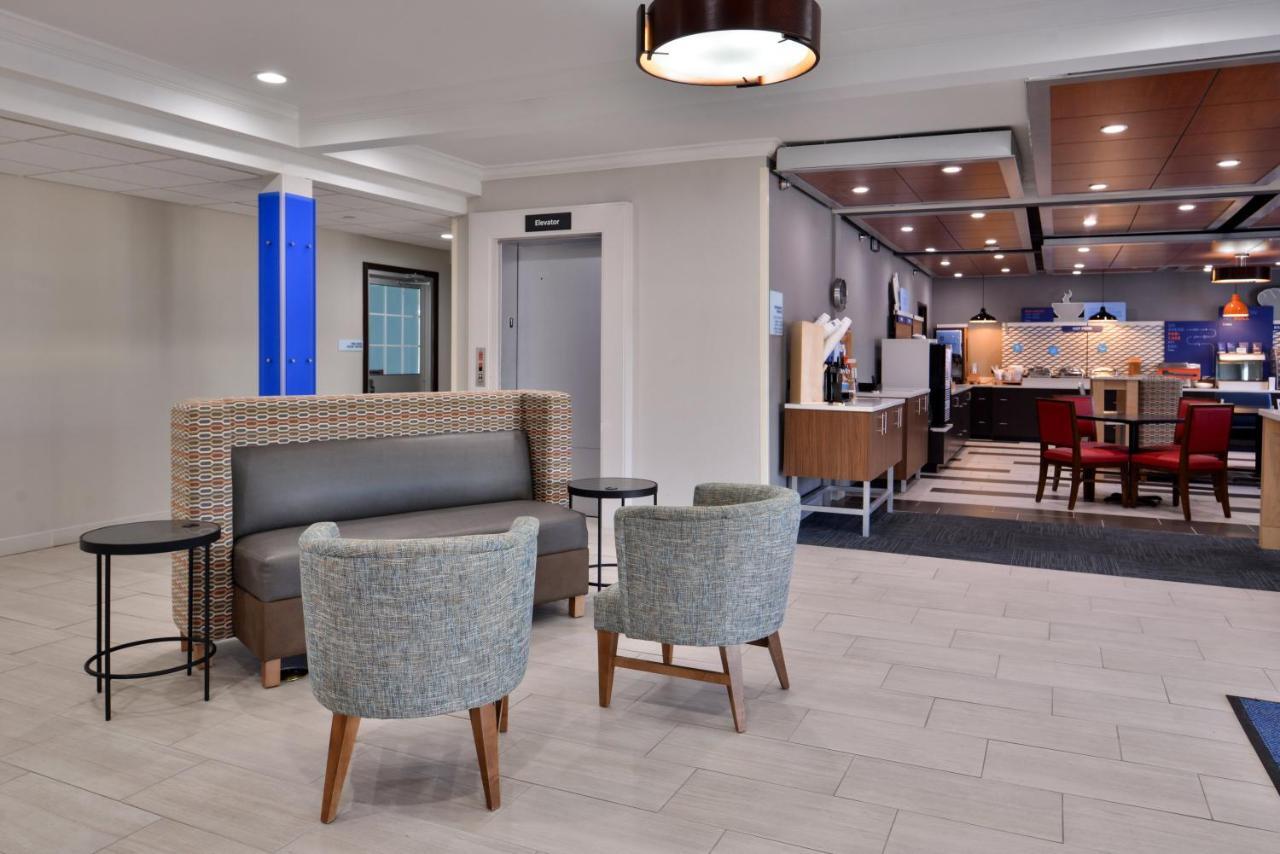Holiday Inn Express Hotel & Suites North Kansas City By Ihg Exteriér fotografie