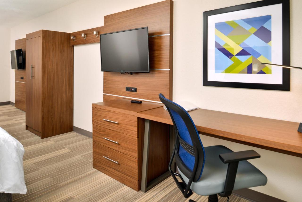 Holiday Inn Express Hotel & Suites North Kansas City By Ihg Exteriér fotografie